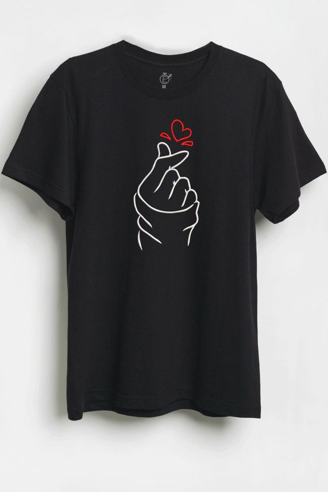 Футболка з вишивкою "Finger heart, K-Pop", жіноча, чорна, XS, Embroshop FMU013P-0100 фото