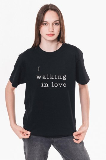 Футболка з вишивкою "I'm walking in love", жіноча, чорна, XS, Embroshop FMU018P-0100 фото