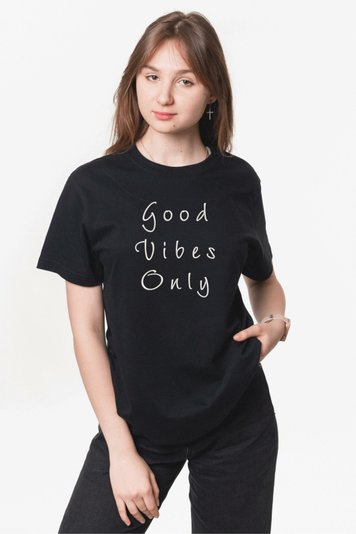 Футболка з вишивкою "Good Vibes Only", жіноча, чорна, XS, Embroshop FMU005P-0100 фото